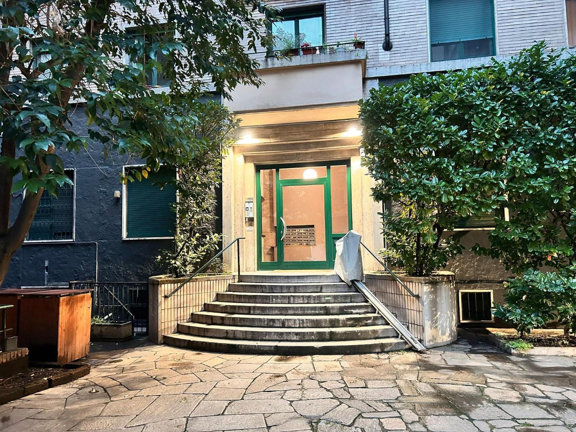 Sant'Ambrogio Charme Apartment Milano Ngoại thất bức ảnh
